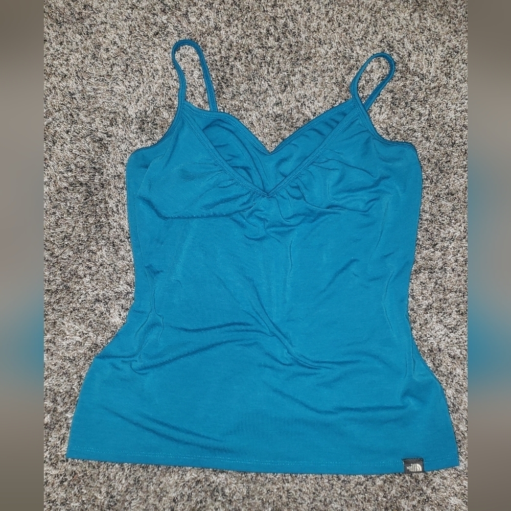 The North Face | Built-in Bra Sporty Tank